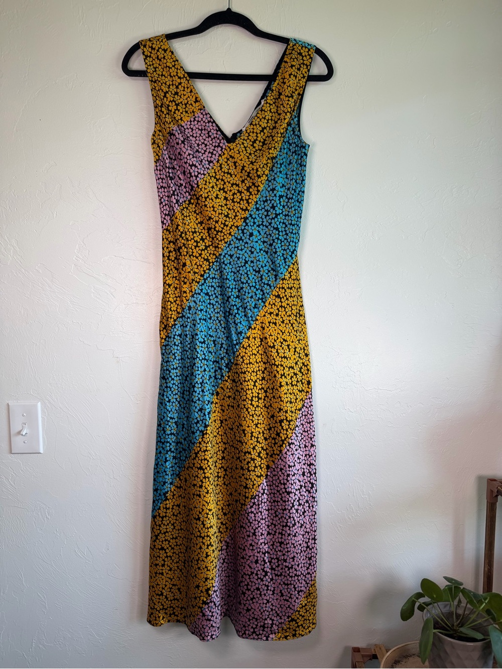 Diane Von Furstenberg 100% silk Bias midi dress sz 6 - Picture 2 of 5